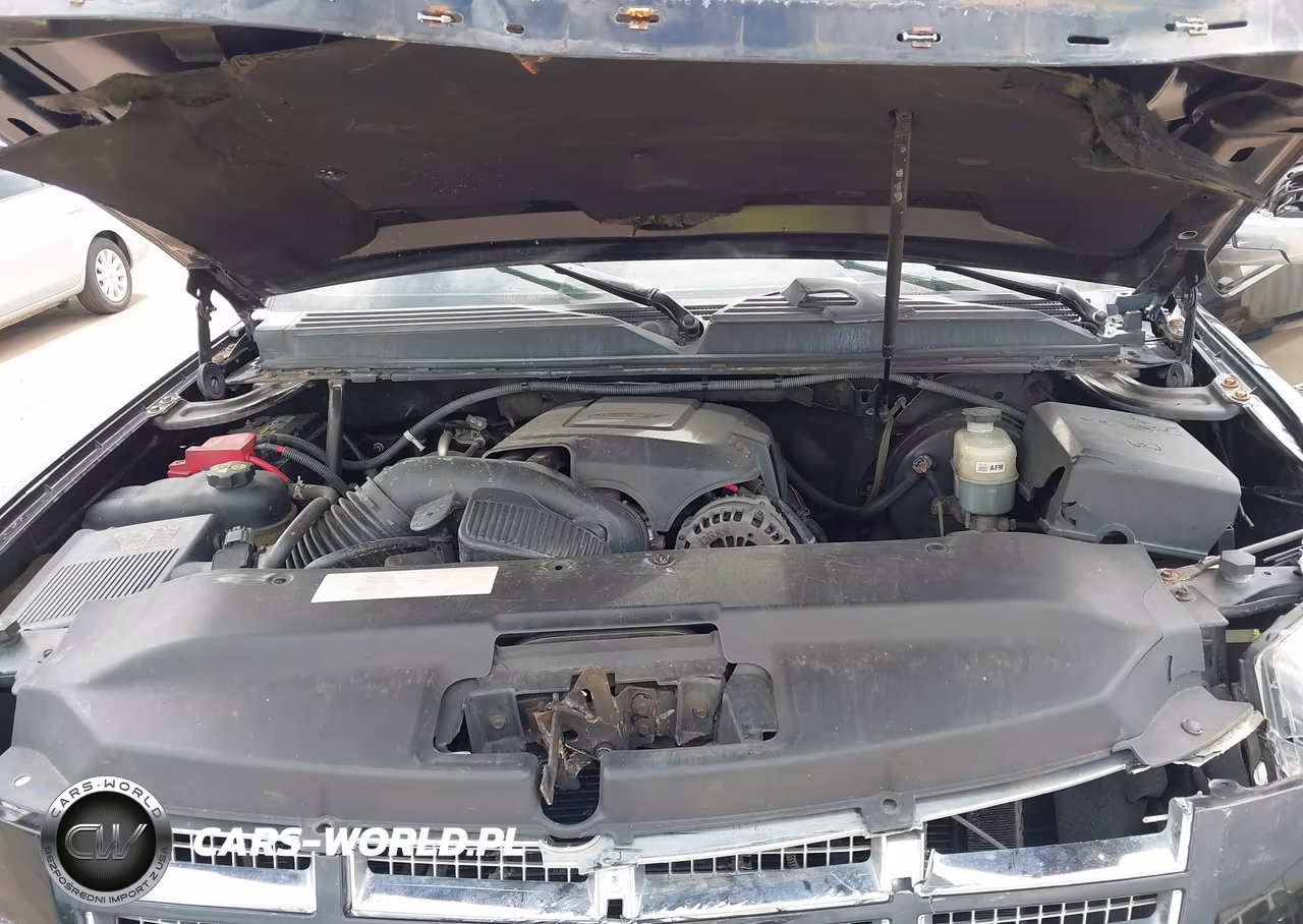 2011 Cadillac Escalade Standard VIN:1GYS3AEF6BR134801 - 10