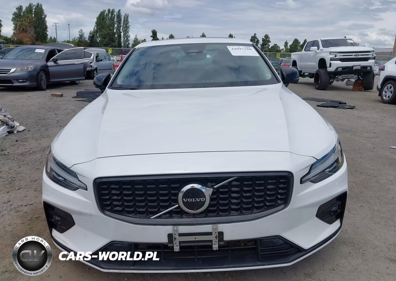 2024 Volvo S60 B5 Core Dark Theme VIN:7JRL12FK1RG324174 - 12