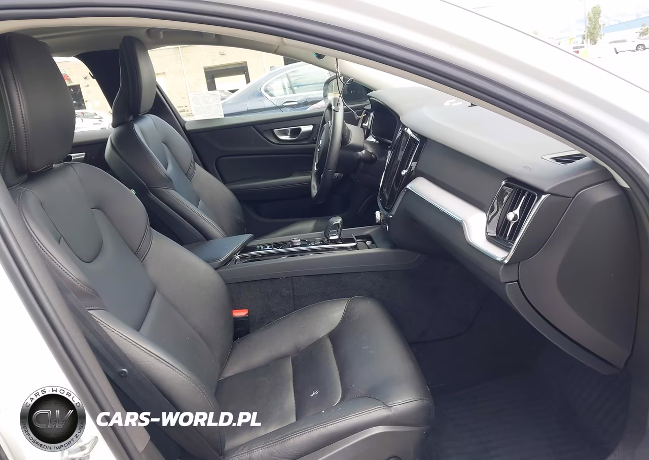 2024 Volvo S60 B5 Core Dark Theme VIN:7JRL12FK1RG324174 - 5