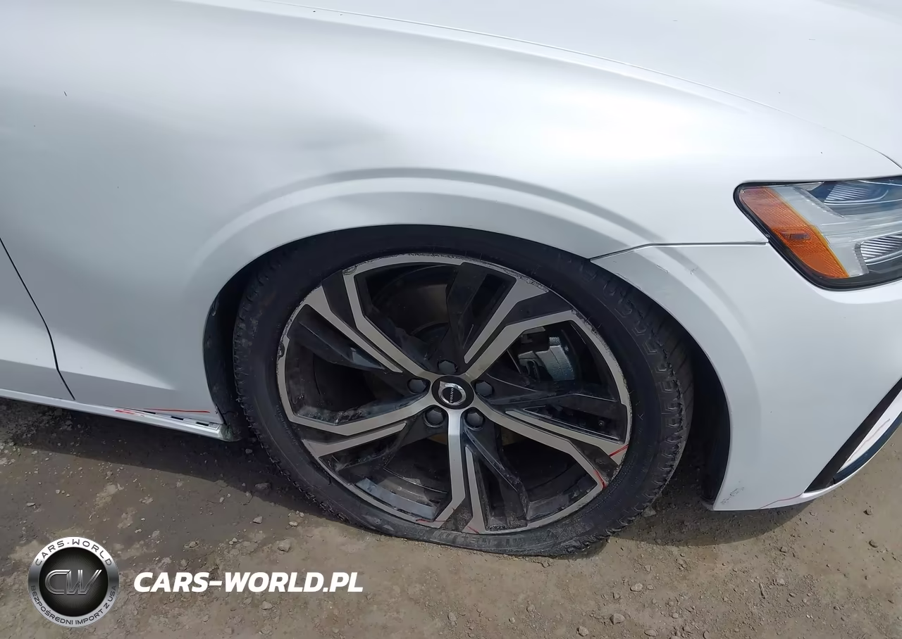 2024 Volvo S60 B5 Core Dark Theme VIN:7JRL12FK1RG324174 - 6