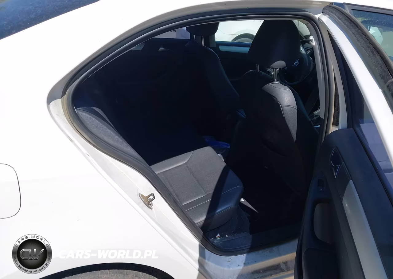 2012 Volkswagen Jetta 2.0L Tdi VIN:3VWLL7AJ0CM008571 - 8