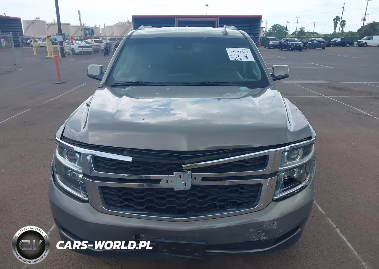 2019 Chevrolet Suburban Lt VIN:1GNSKHKC5KR403101 - 12