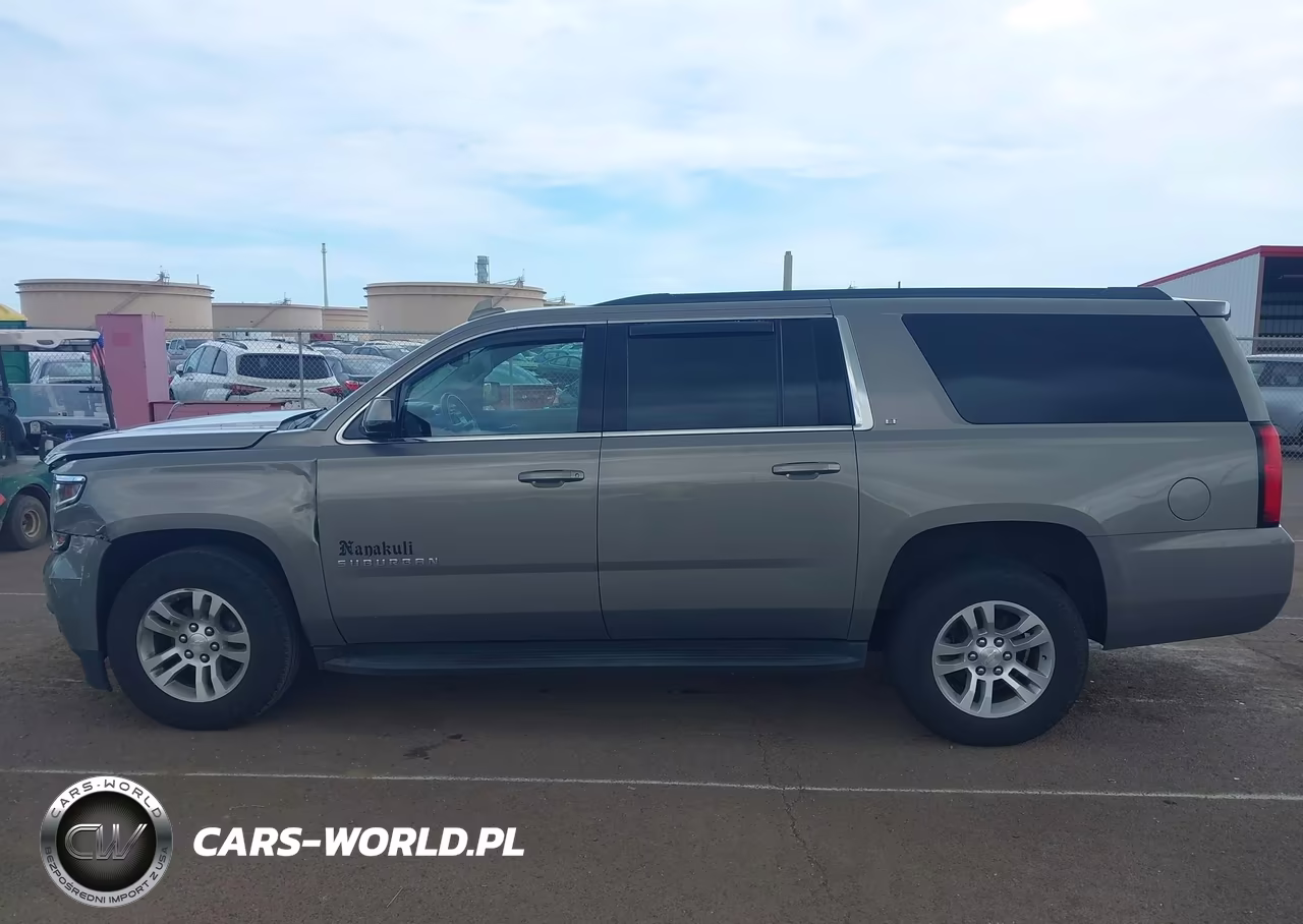 2019 Chevrolet Suburban Lt VIN:1GNSKHKC5KR403101 - 14