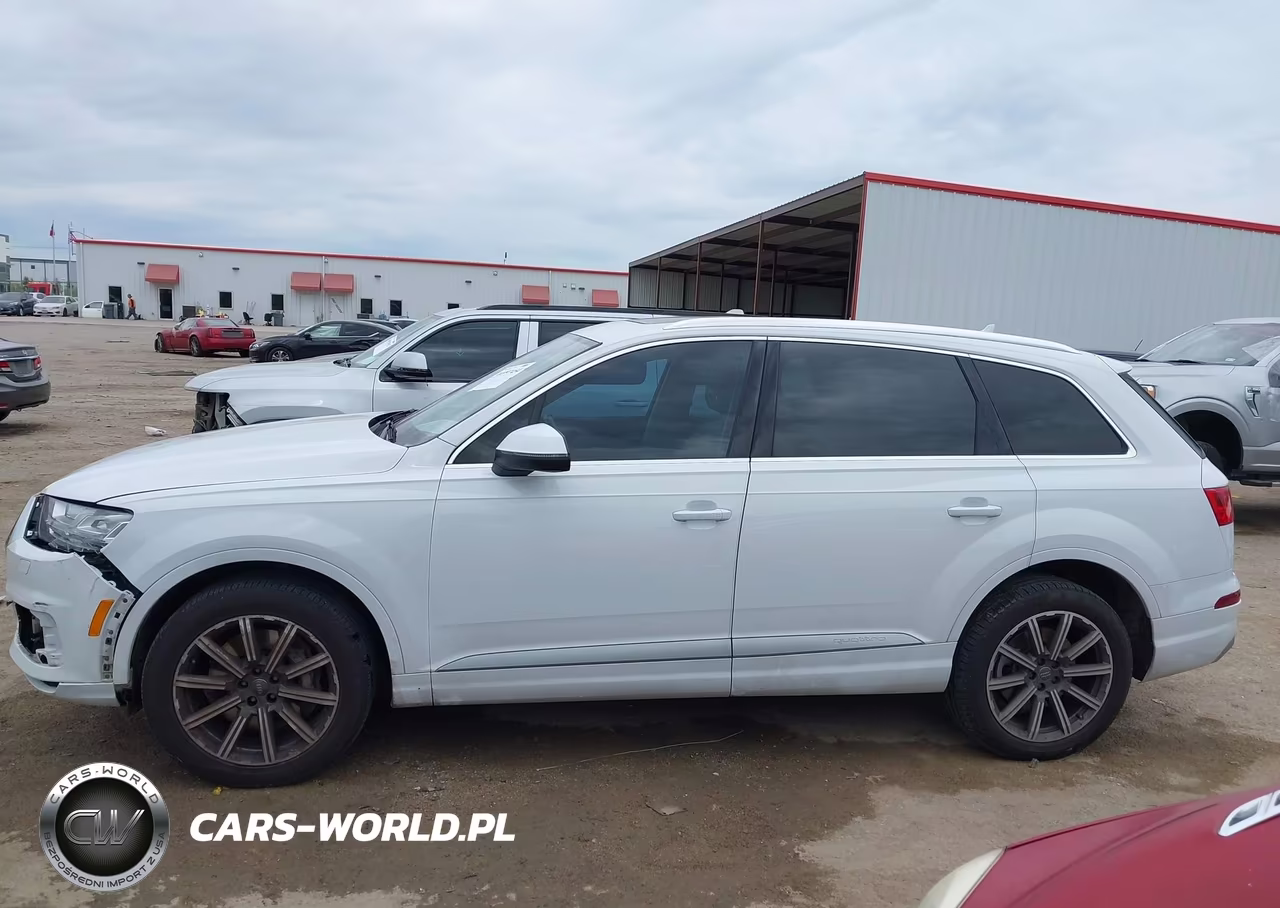 2018 Audi Q7 2.0T Premium VIN:WA1LHAF78JD050780 - 14