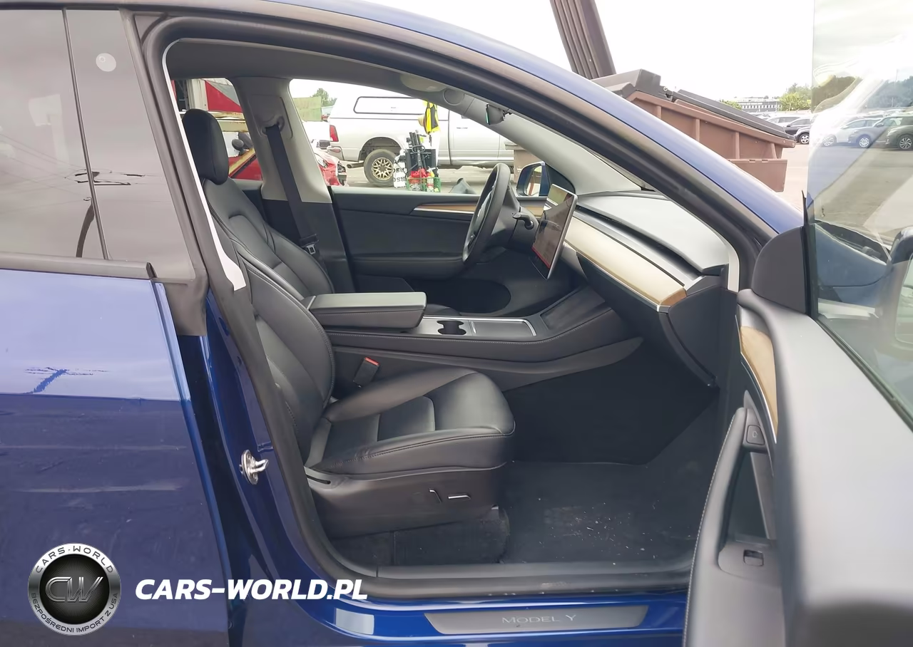 2023 Tesla Model Y Performance Dual Motor All-Wheel Drive VIN:7SAYGDEF9PF664833 - 5