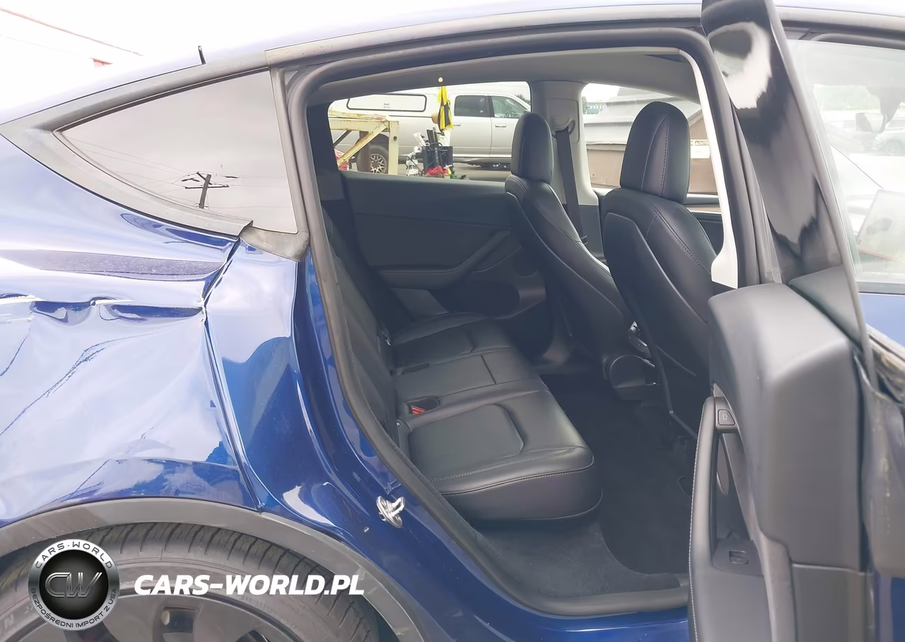 2023 Tesla Model Y Performance Dual Motor All-Wheel Drive VIN:7SAYGDEF9PF664833 - 8