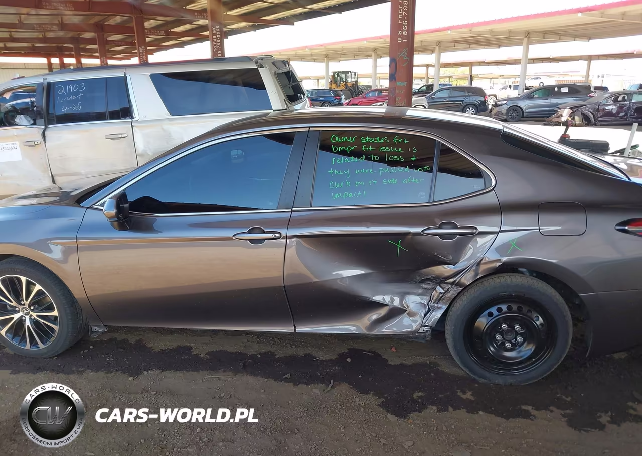 2018 Toyota Camry Se VIN:4T1B11HK9JU049642 - 15