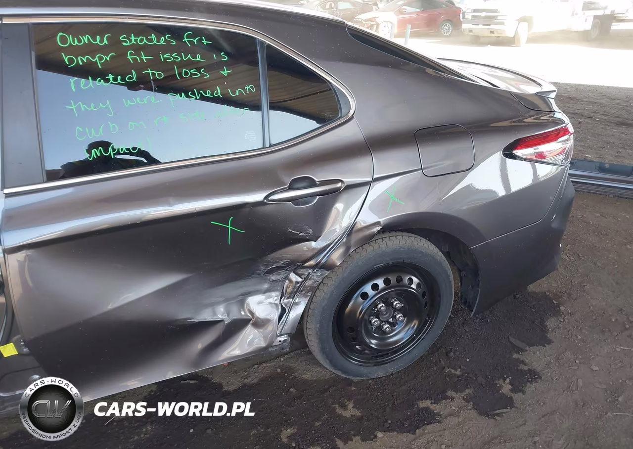 2018 Toyota Camry Se VIN:4T1B11HK9JU049642 - 6