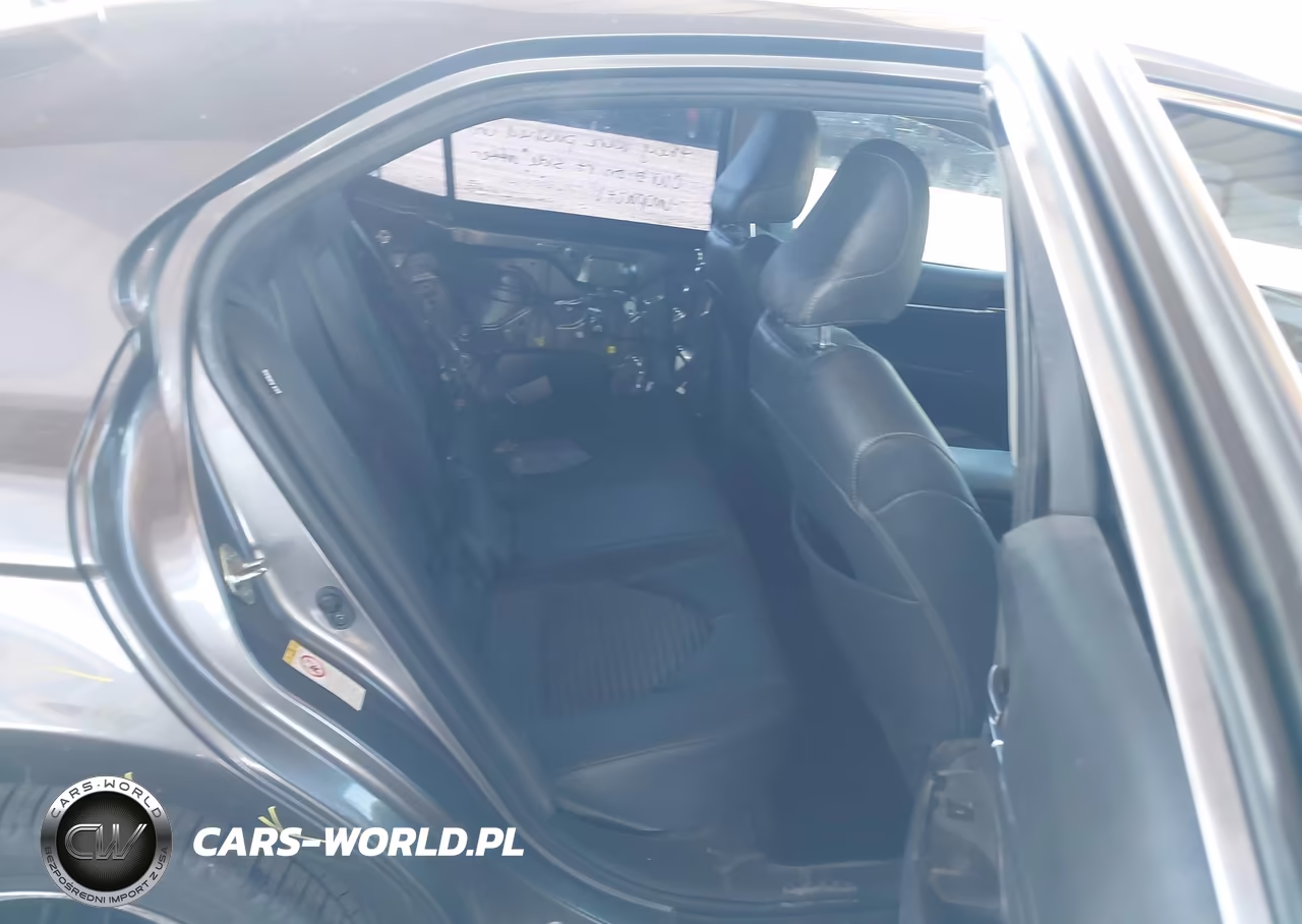 2018 Toyota Camry Se VIN:4T1B11HK9JU049642 - 8