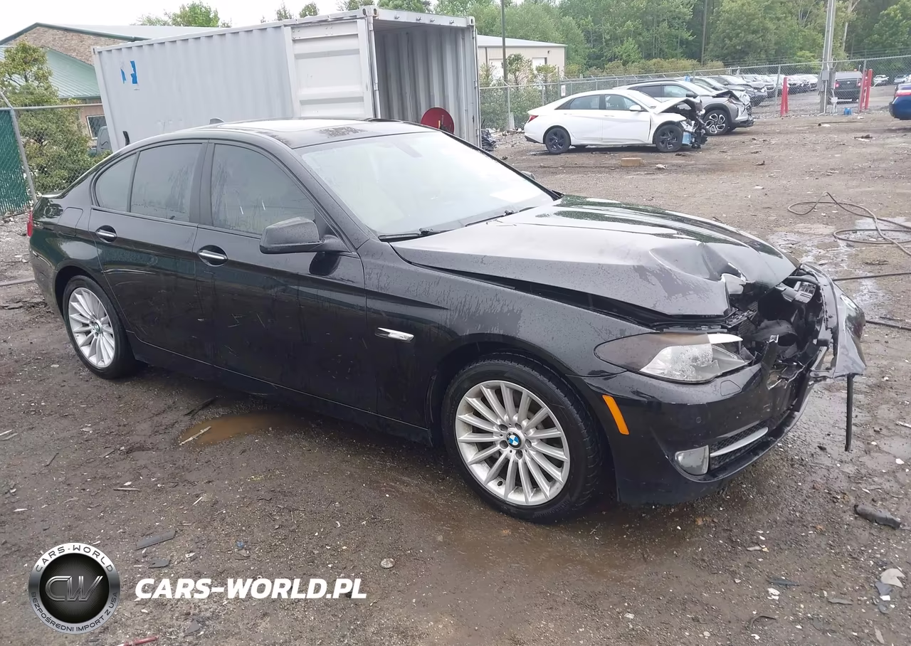 2013 BMW 535I xDrive – zdjęcie 1 z 17