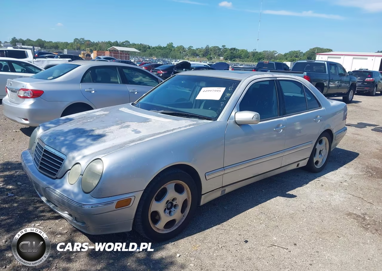 2000 Mercedes-Benz E 320 VIN:WDBJF65J3YB107016 - 2