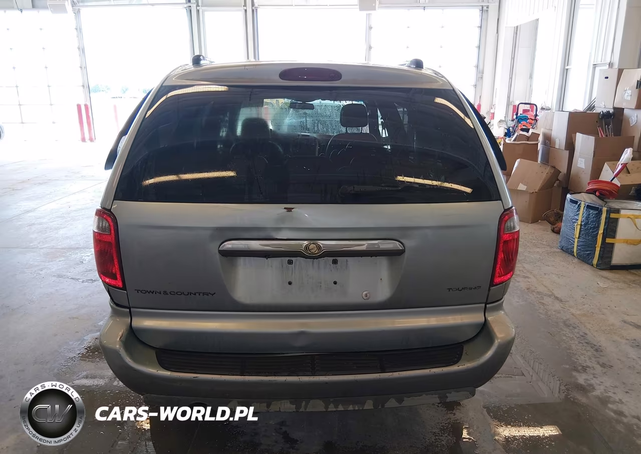 2005 Chrysler Town & Country Touring VIN:2C4GP54L35R558949 - 14