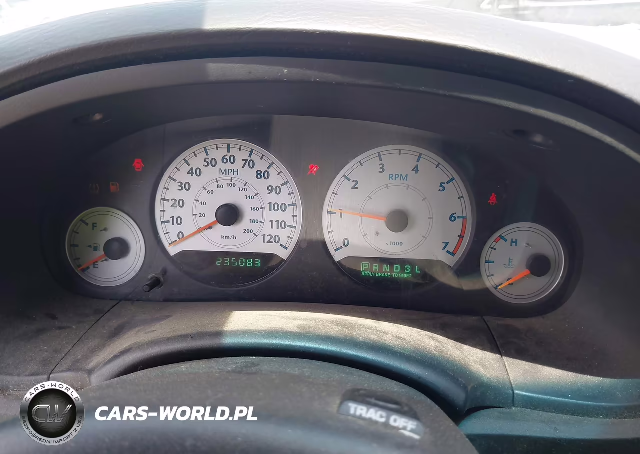 2005 Chrysler Town & Country Touring VIN:2C4GP54L35R558949 - 7