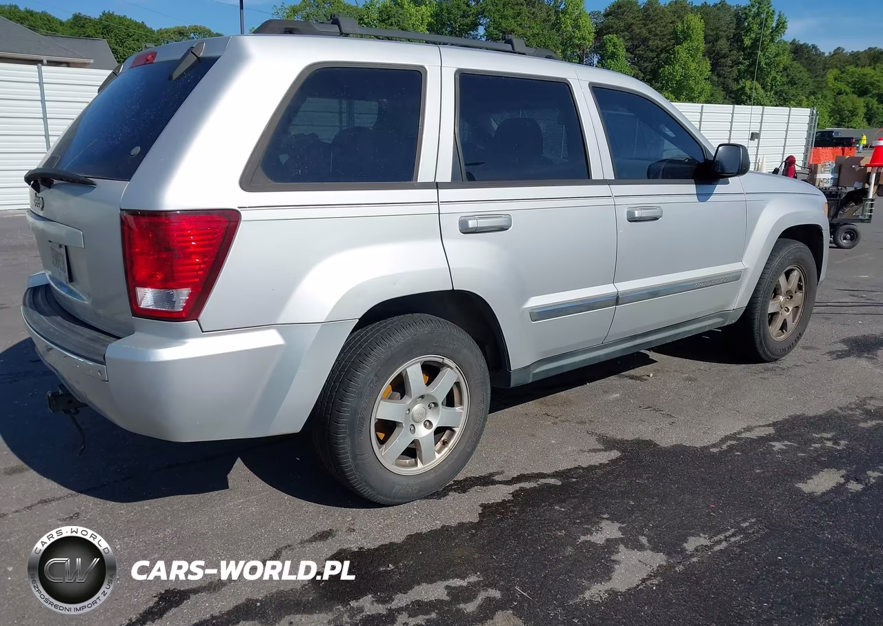 2010 Jeep Grand Cherokee Laredo VIN:1J4PS4GK5AC146962 - 4