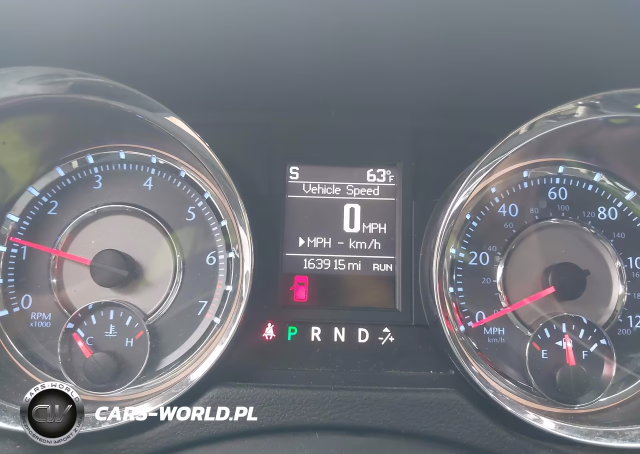 2014 Chrysler Town & Country Touring VIN:2C4RC1BG5ER436743 - 7