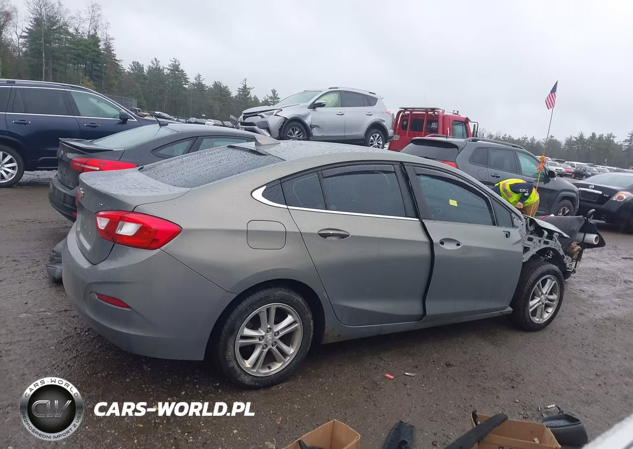 2017 Chevrolet Cruze Lt Auto VIN:1G1BE5SM5H7156019 - 14