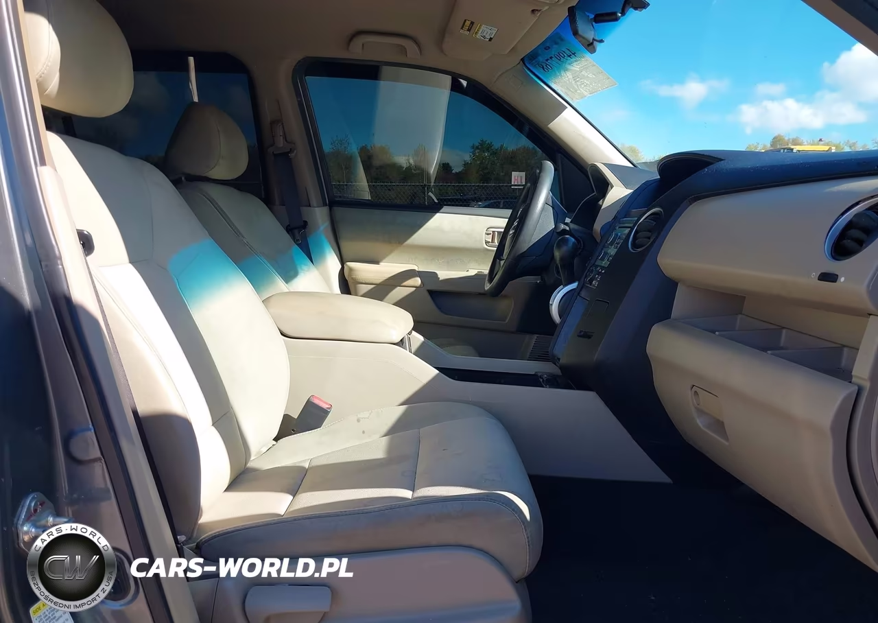 2009 Honda Pilot Lx VIN:5FNYF48299B023256 - 5