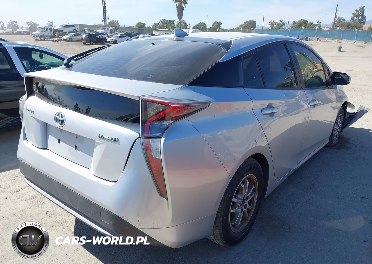 2016 Toyota Prius Two VIN:JTDKBRFU9G3018751 - 4