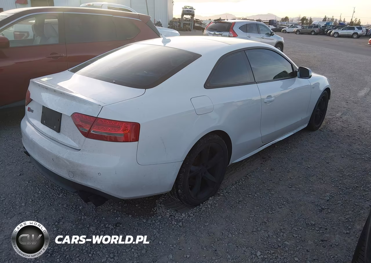 2011 Audi S5 4.2 Premium Plus VIN:WAUCVAFR1BA042360 - 4