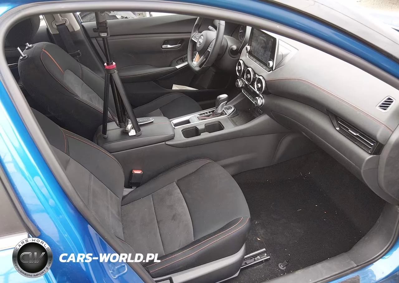 2025 Nissan Sentra Sr VIN:3N1AB8DV2SY358859 - 5