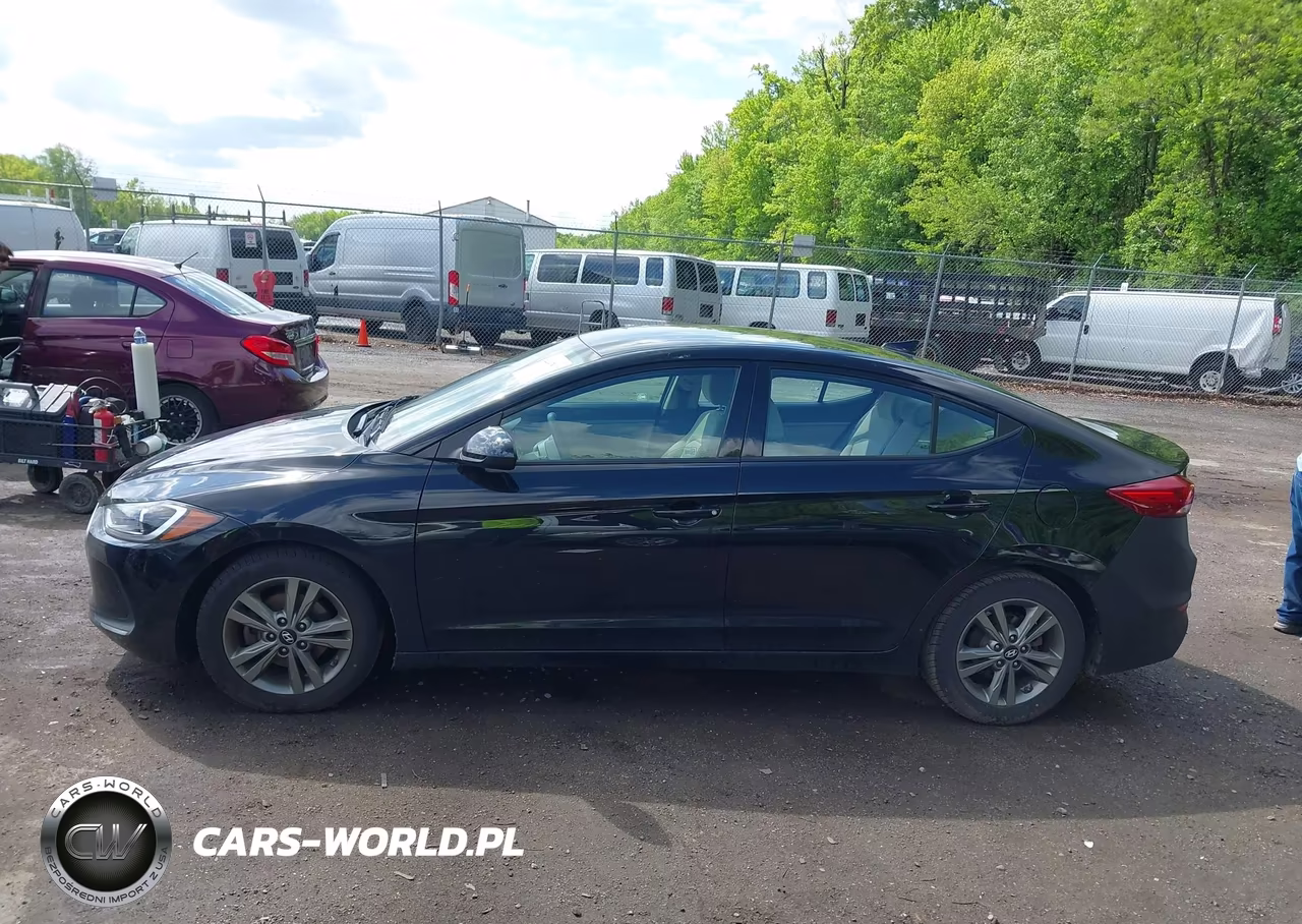 2018 Hyundai Elantra Sel VIN:5NPD84LF2JH293678 - 14