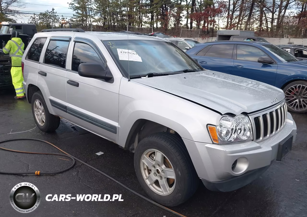 2005 Jeep Grand Cherokee Laredo