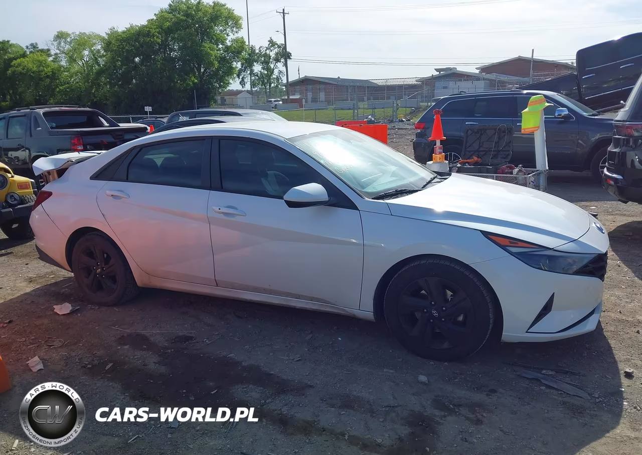 2021 Hyundai Elantra Sel VIN:5NPLM4AG8MH003709 - 13
