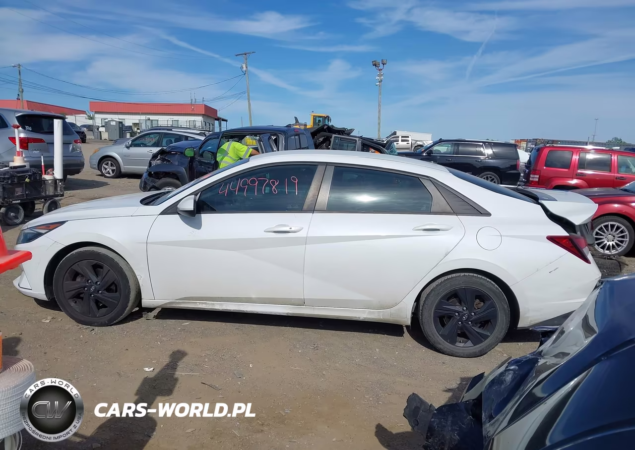 2021 Hyundai Elantra Sel VIN:5NPLM4AG8MH003709 - 14