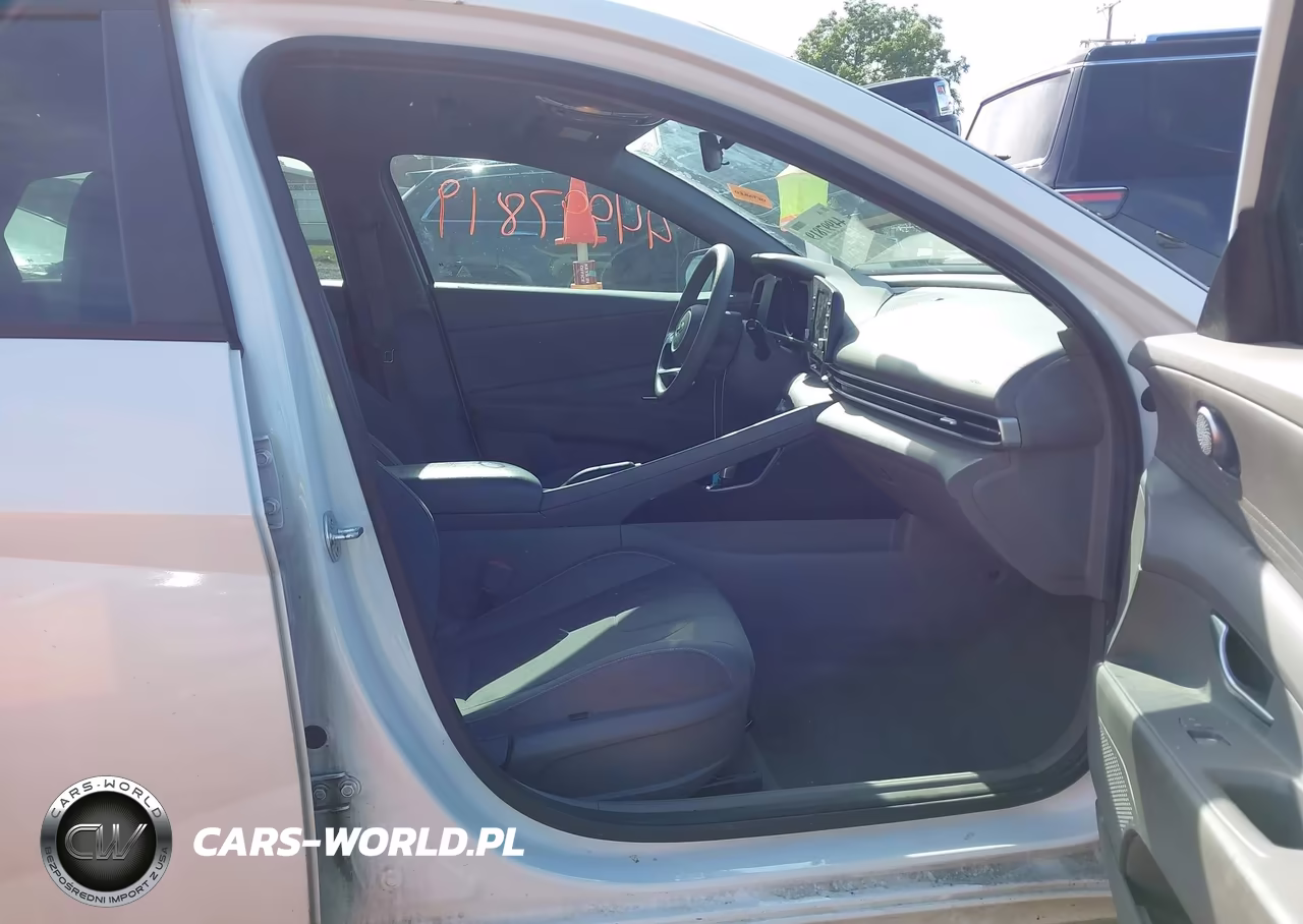2021 Hyundai Elantra Sel VIN:5NPLM4AG8MH003709 - 5