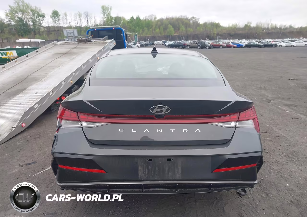 2025 Hyundai Elantra Sel Convenience VIN:KMHLS4DG6SU913911 - 16