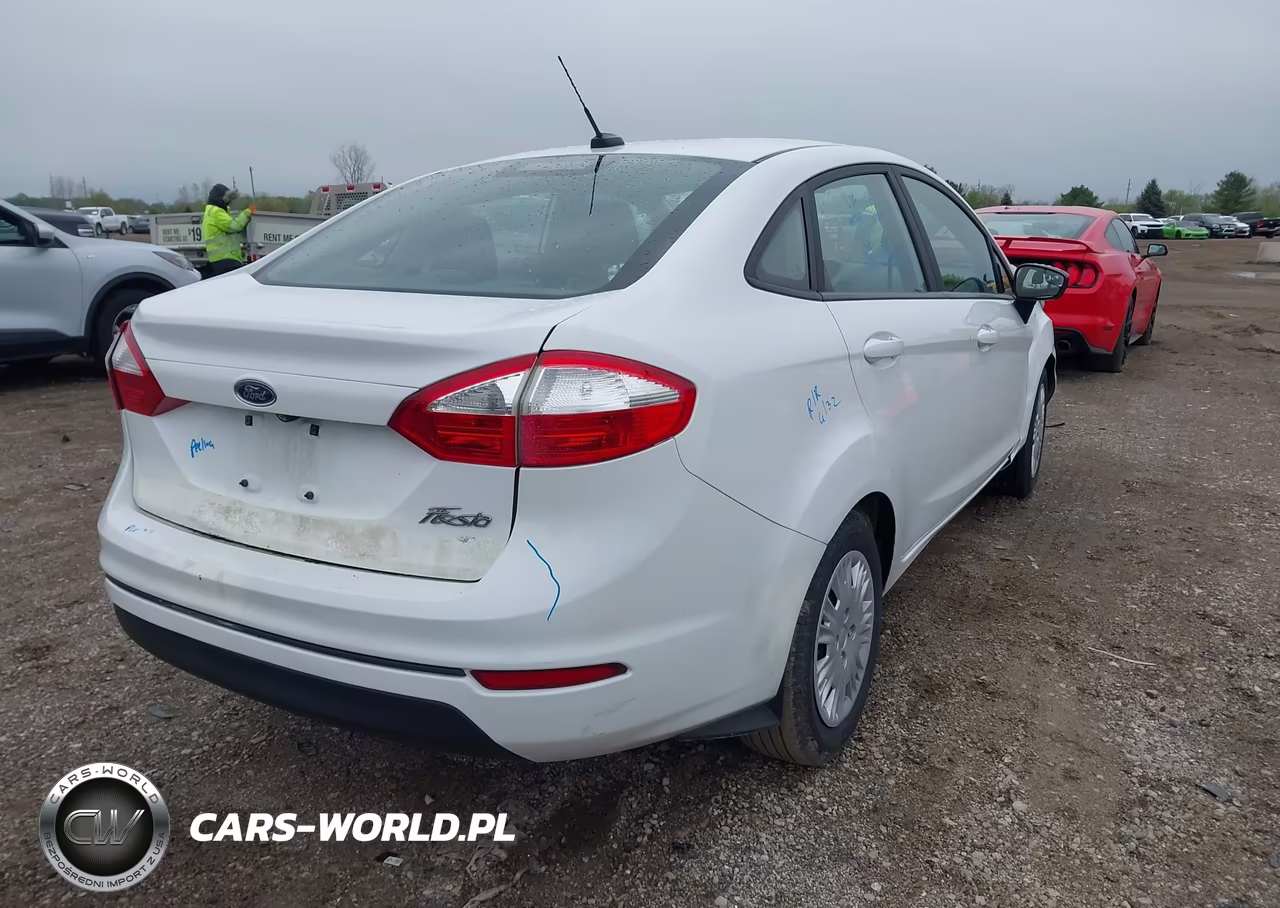 2019 Ford Fiesta S VIN:3FADP4AJ7KM165478 - 4