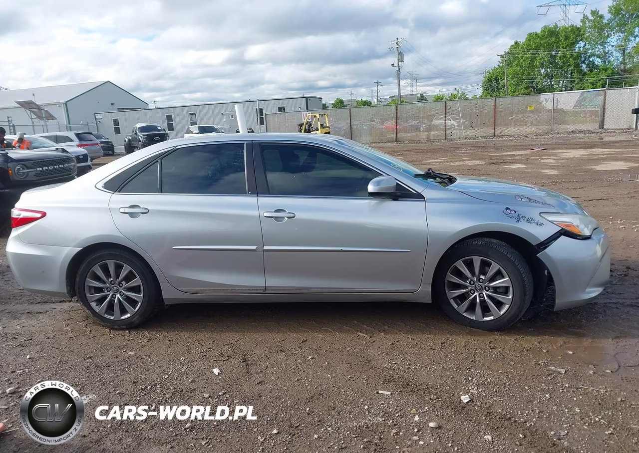 2017 Toyota Camry Xle VIN:4T1BF1FKXHU643722 - 13