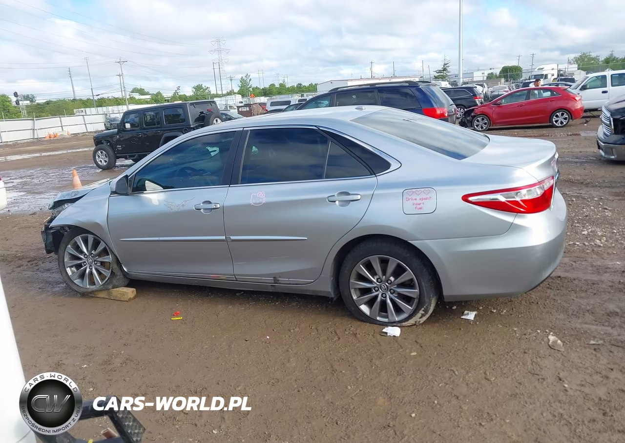 2017 Toyota Camry Xle VIN:4T1BF1FKXHU643722 - 14