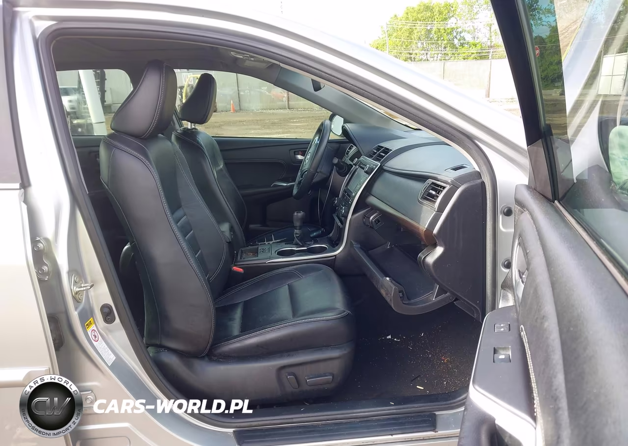 2017 Toyota Camry Xle VIN:4T1BF1FKXHU643722 - 5