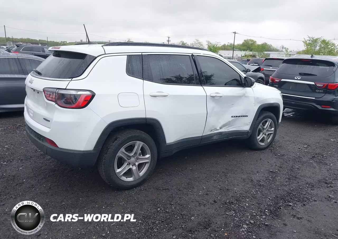 2024 Jeep Compass Latitude 4X4 VIN:3C4NJDBN5RT604906 - 4