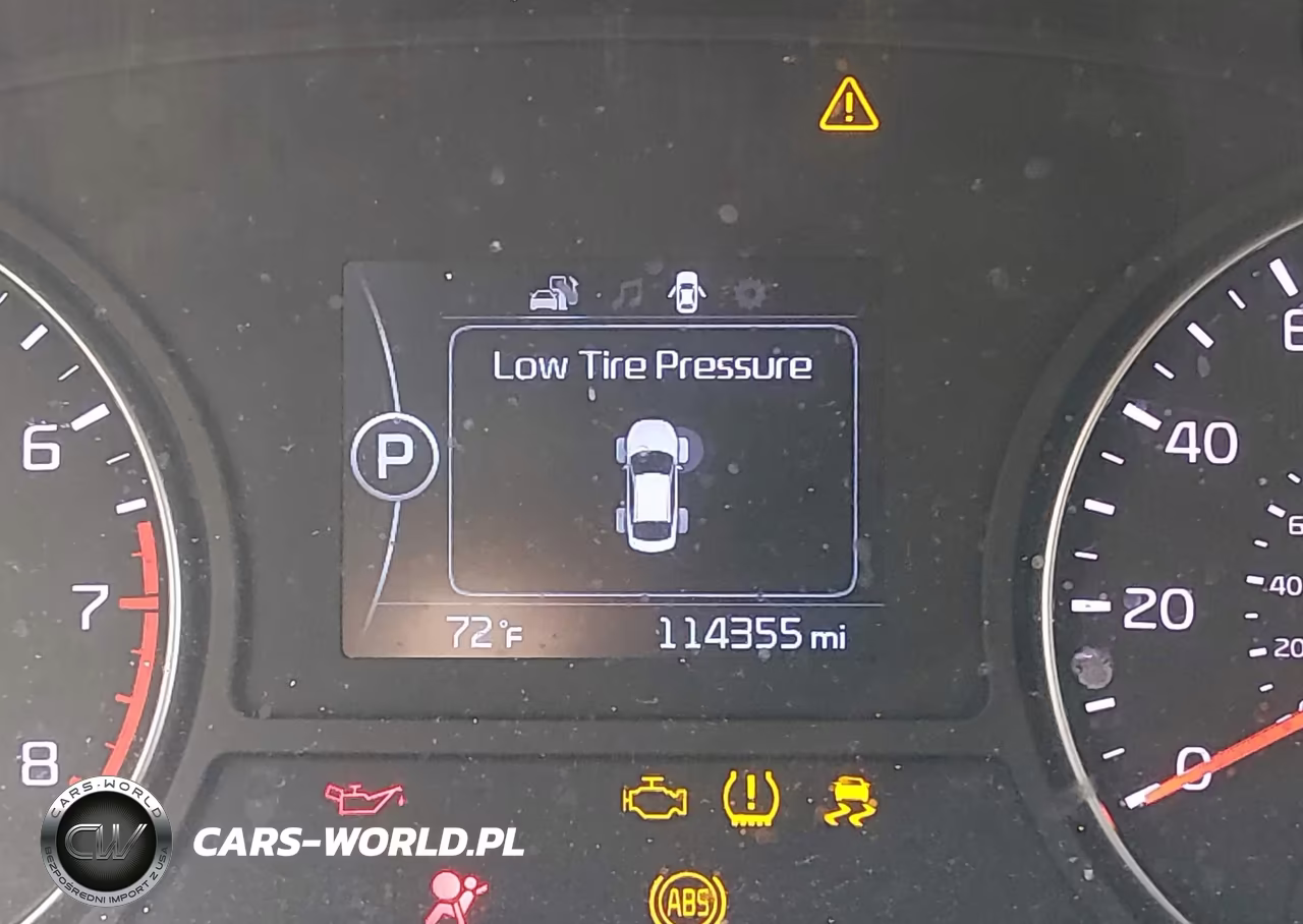 2018 Kia Optima Lx VIN:5XXGT4L39JG270329 - 16
