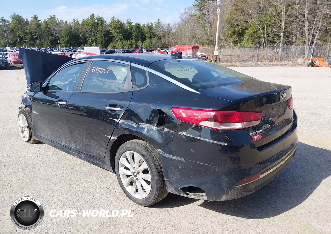 2018 Kia Optima Lx VIN:5XXGT4L39JG270329 - 3