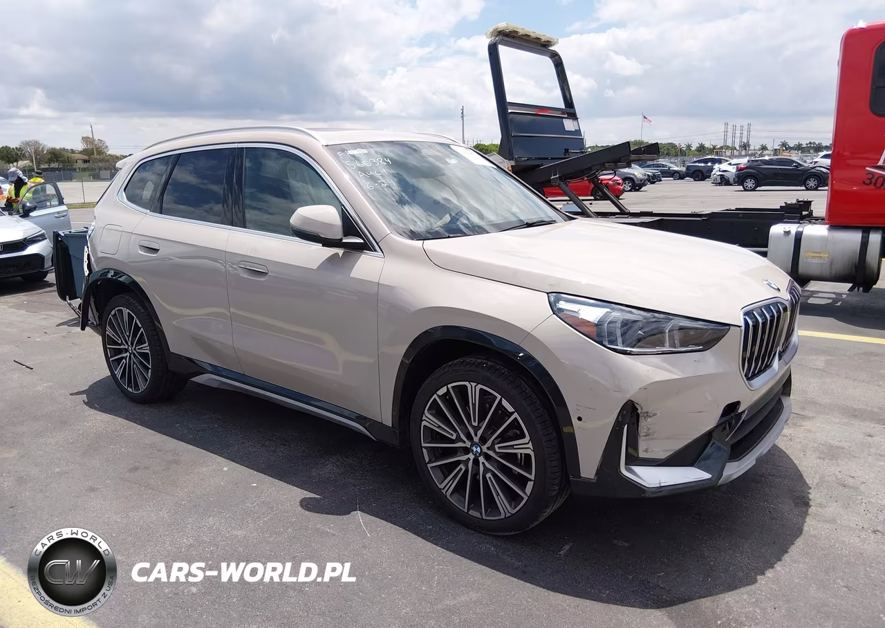 2026 BMW X1 xDrive28I – zdjęcie 1 z 16