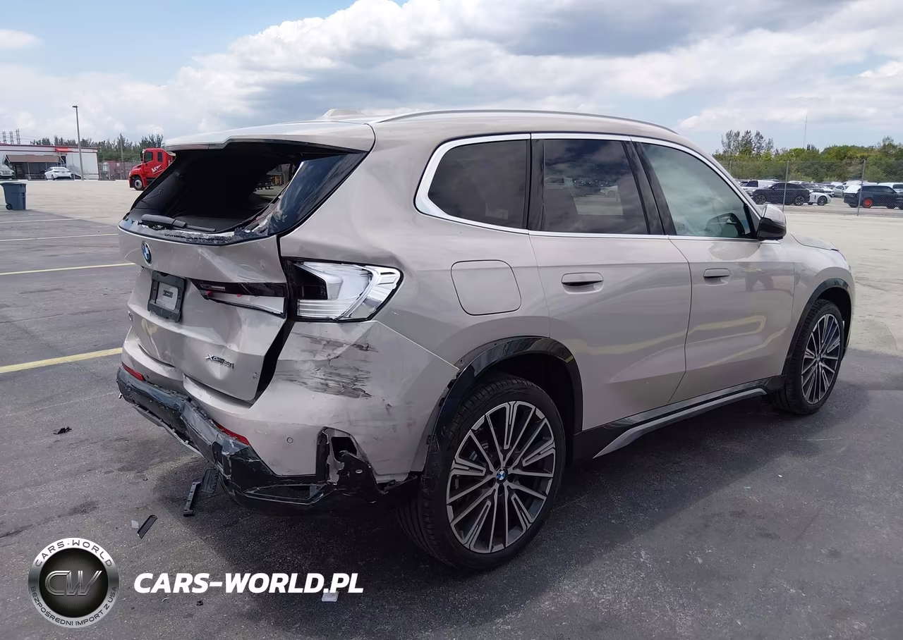 2026 BMW X1 xDrive28I VIN:WBX73EF08T5560384 - 4