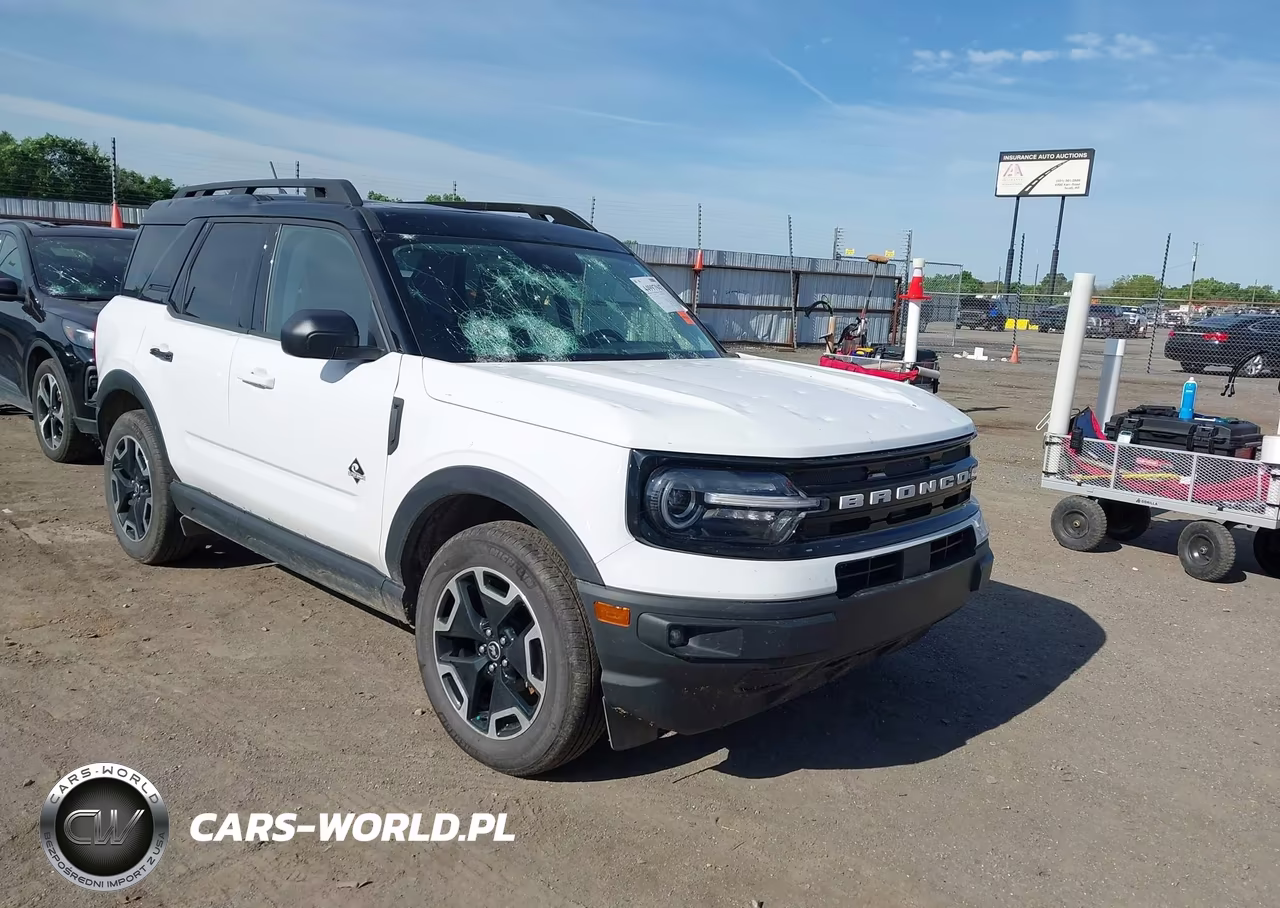 2024 Ford Bronco Sport Outer Banks – zdjęcie 1 z 16