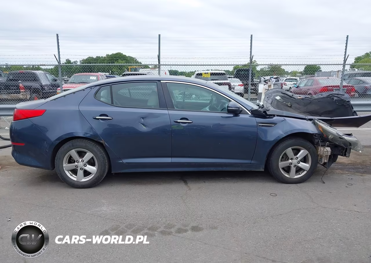 2015 Kia Optima Lx VIN:5XXGM4A77FG471009 - 12