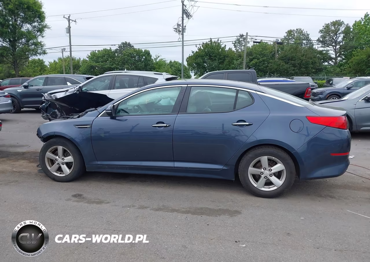 2015 Kia Optima Lx VIN:5XXGM4A77FG471009 - 13