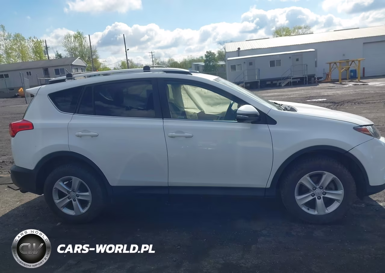 2013 Toyota Rav4 Xle VIN:JTMRFREV3DD012043 - 13