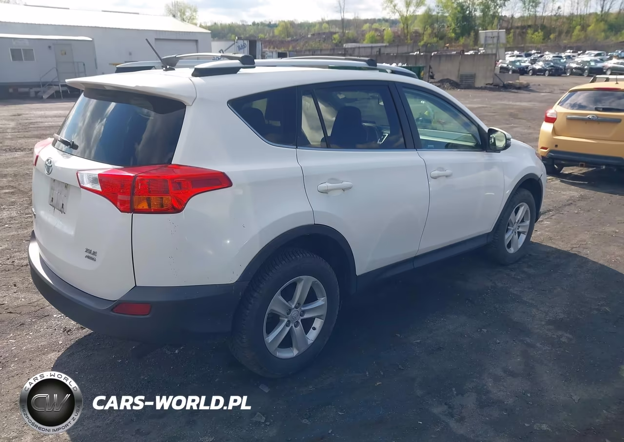 2013 Toyota Rav4 Xle VIN:JTMRFREV3DD012043 - 4