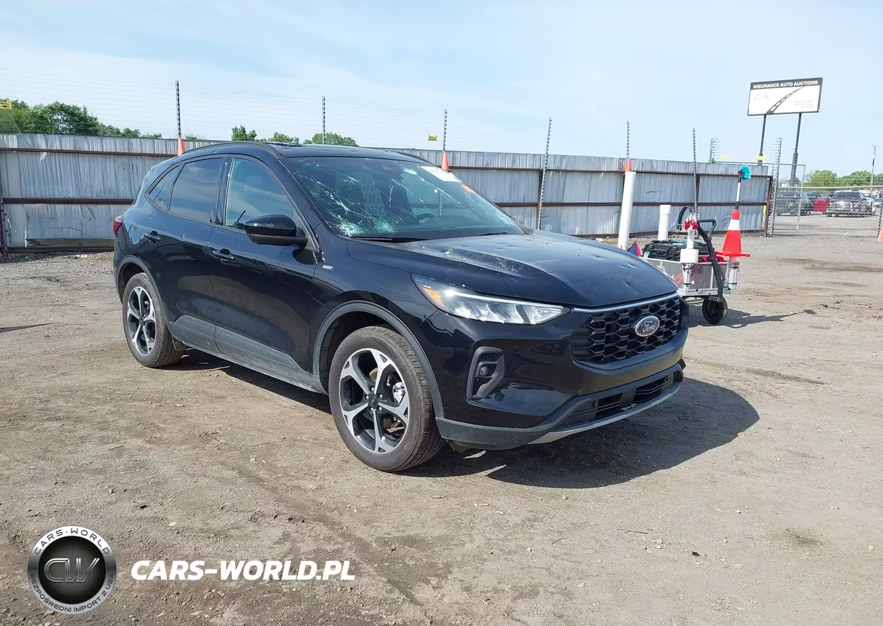 2025 Ford Escape St-Line Select – zdjęcie 1 z 17