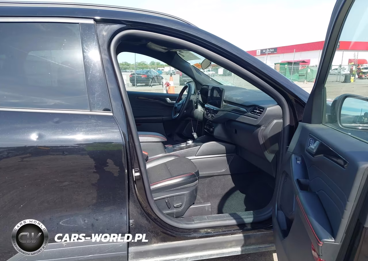 2025 Ford Escape St-Line Select VIN:1FMCU9NA3SUA72261 - 5