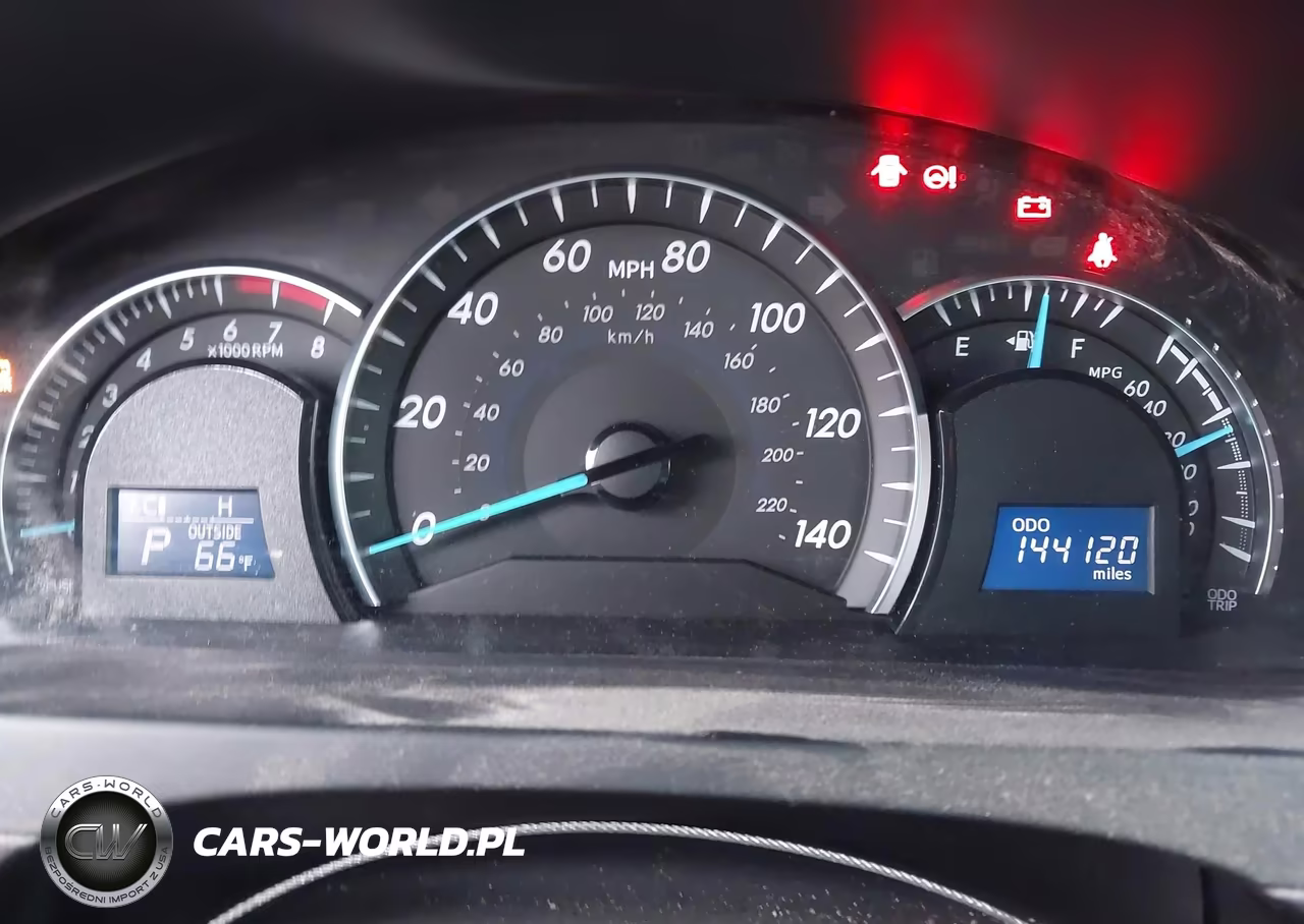2014 Toyota Camry Xle VIN:4T4BF1FK3ER378482 - 7