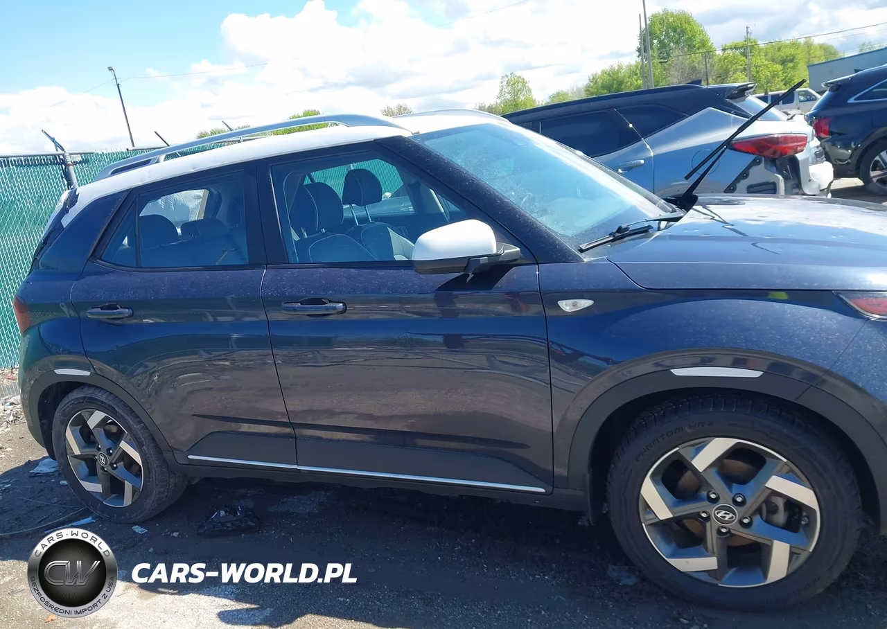 2023 Hyundai Venue Limited VIN:KMHRC8A33PU232497 - 13