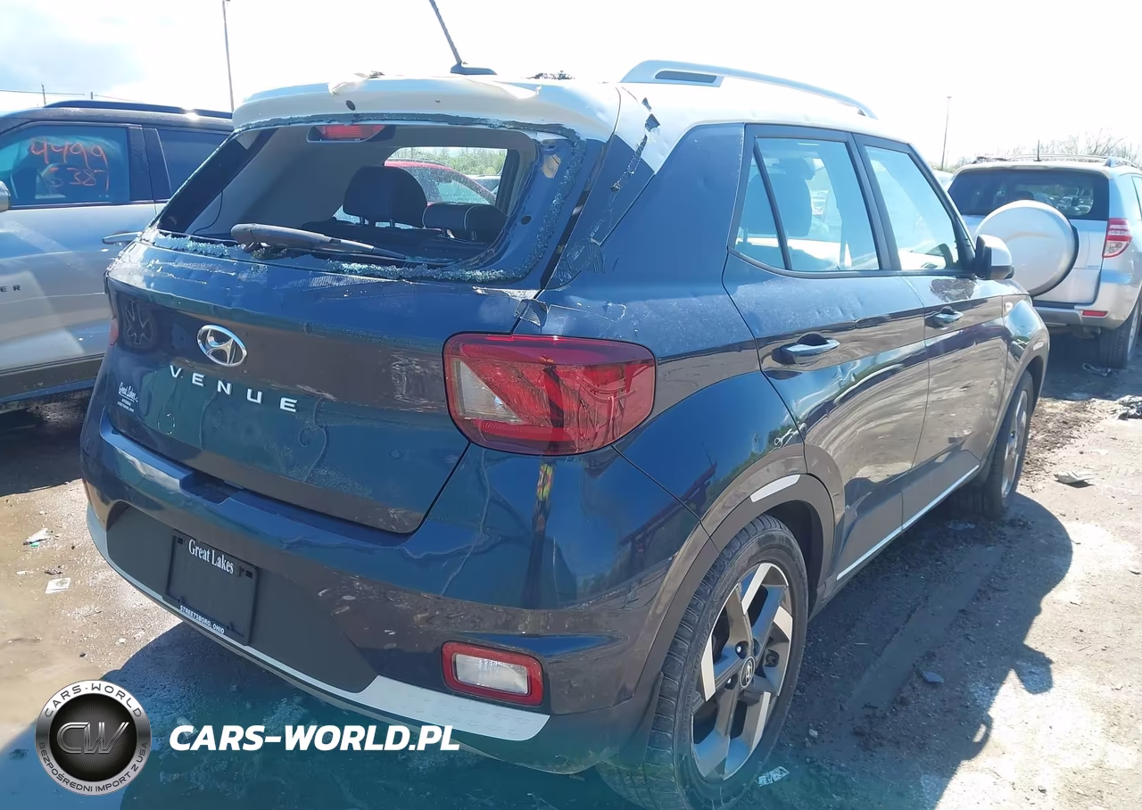 2023 Hyundai Venue Limited VIN:KMHRC8A33PU232497 - 4