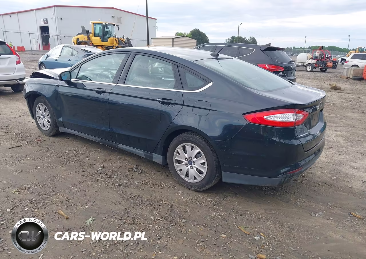 2014 Ford Fusion S VIN:3FA6P0G71ER265032 - 3